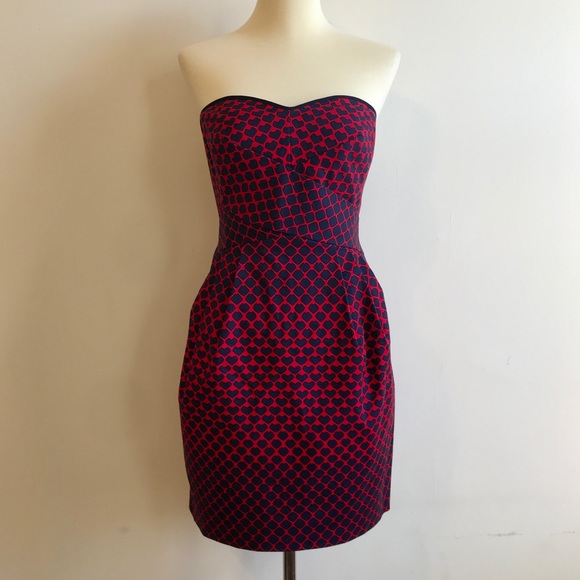 Club Monaco Dresses & Skirts - NWOT Club Monaco Strapless Minidress w/ Pockets!